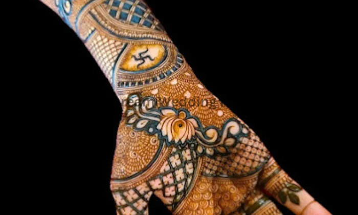 Shivam Mehndi Art